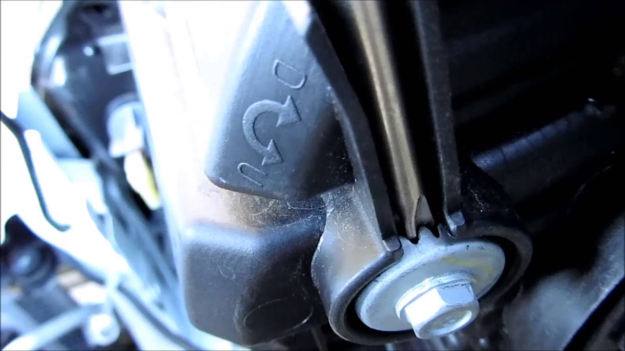 Регулировка угла наклона фар Honda Fit