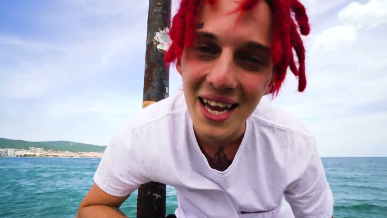 MAYO THE KID - HOTEL MOŘE APARTMÁN (OFF. VIDEO)