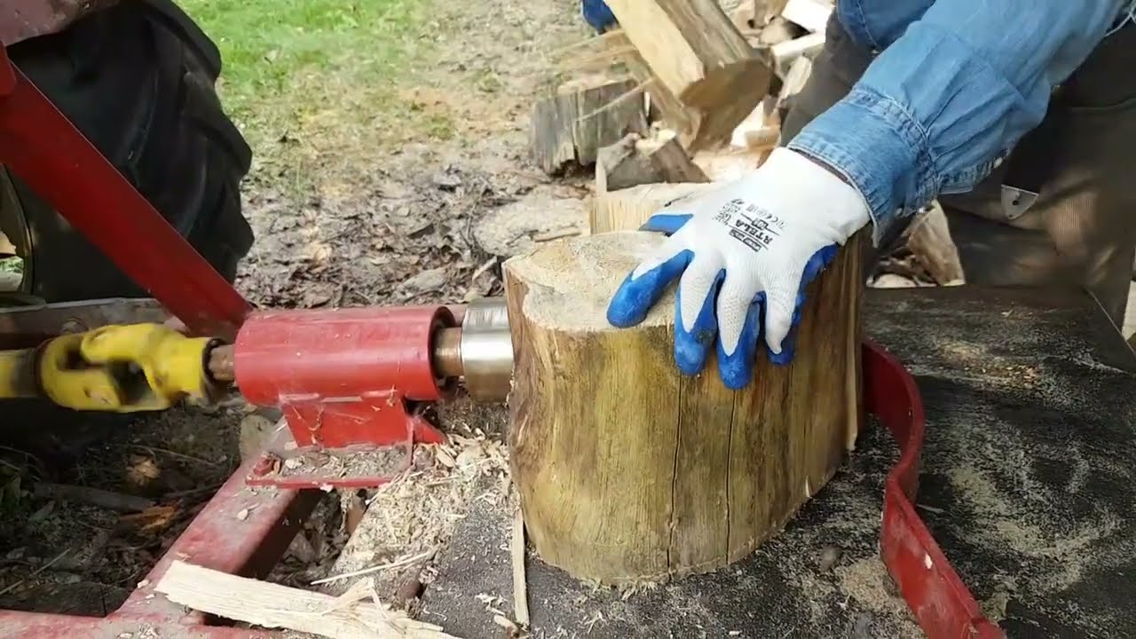 Świder C360 WOM zależny IV bieg. Świdrowa Łuparka drewna