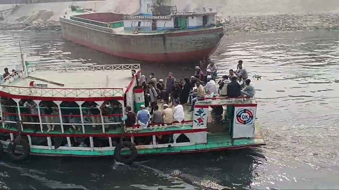 নদীর বুকে কত,,,,