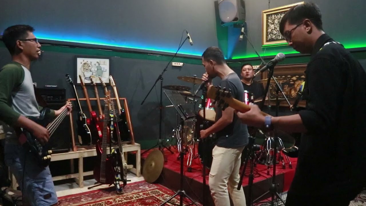 Neos Project - Semakin D Massiv Cover