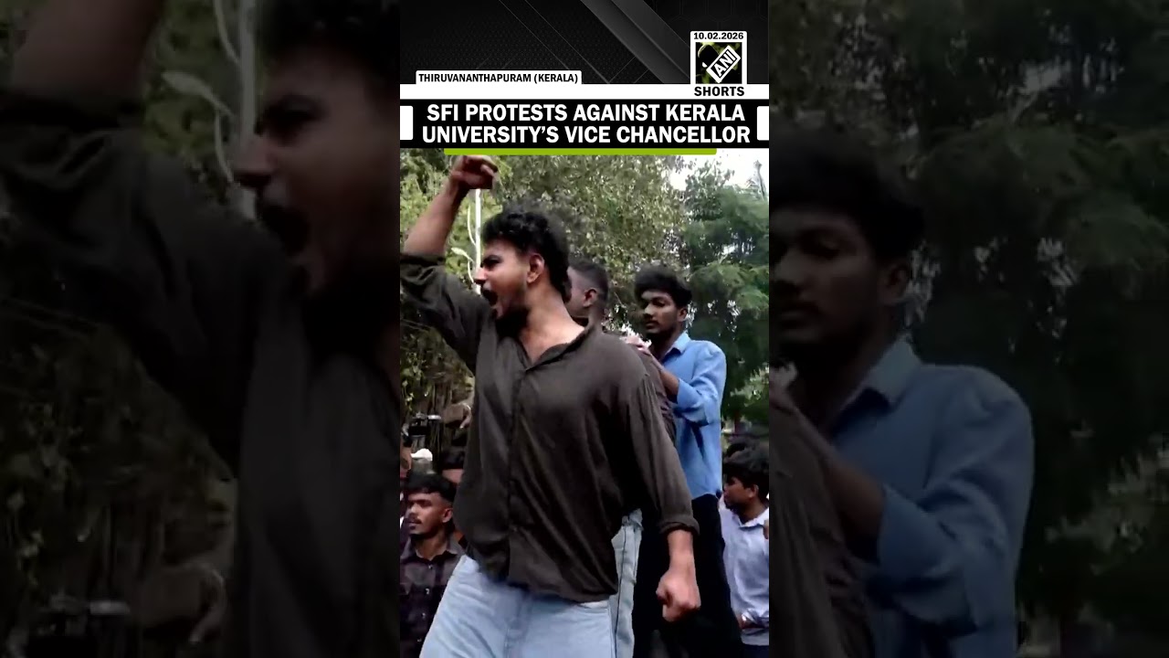 SFI protests against Kerala University&rsquo;s Vice Chancellor over alleged denying of funds for Arts Fest
