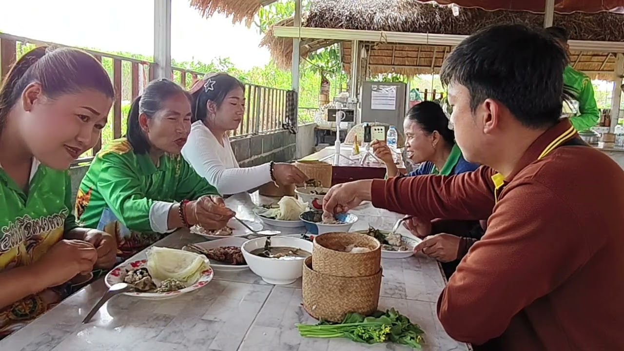 ตุมโอมยามเช้า