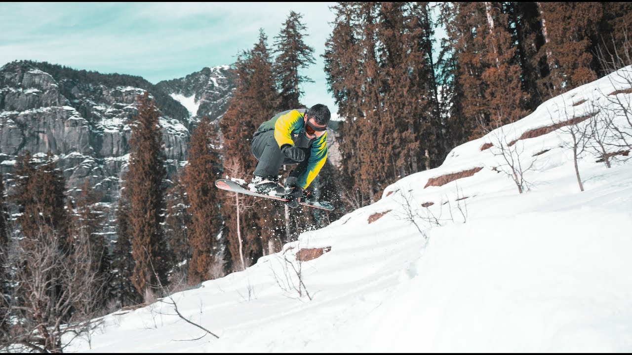 Snowboarding in Himalayas (Sethan)