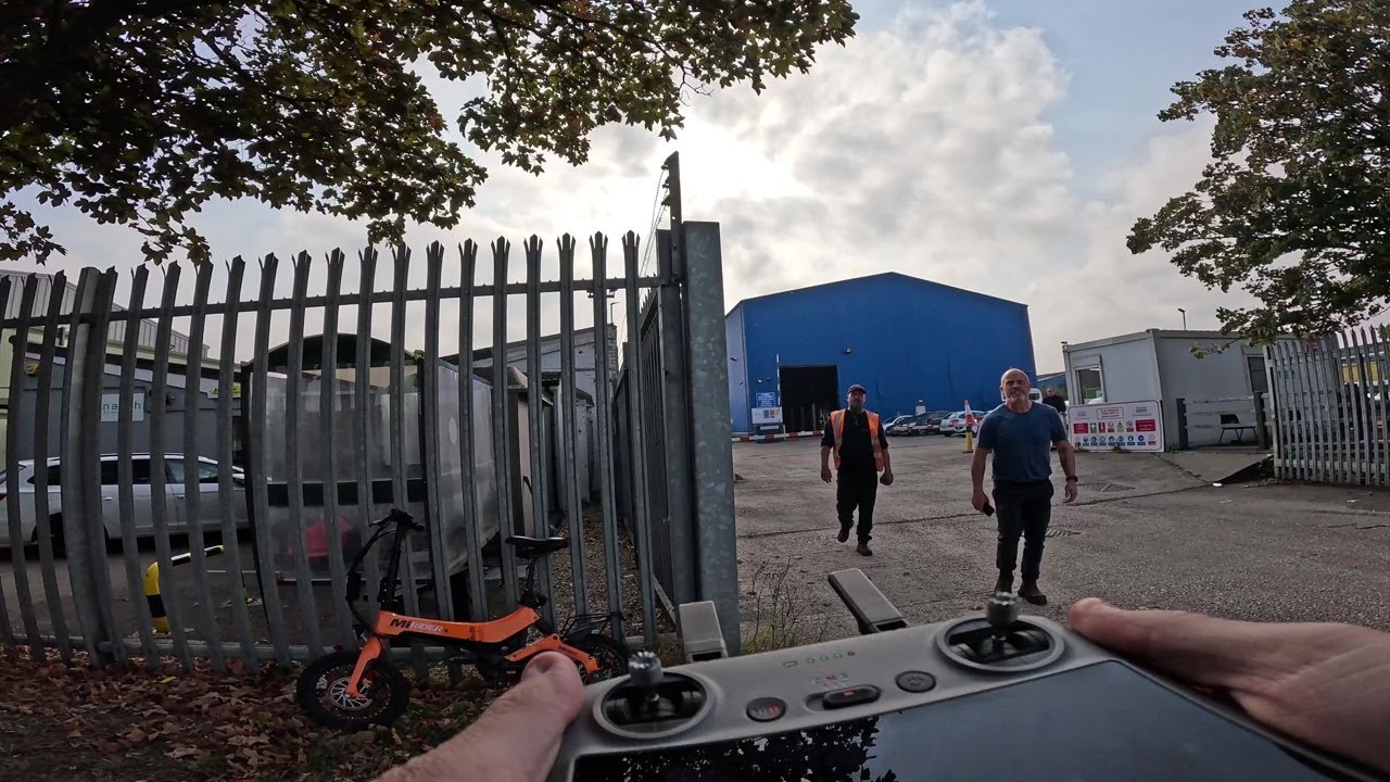 Do Us A Favour. Have A Look At Our Solar Panels And See If They Are Clean. 😁🎥🛸✔