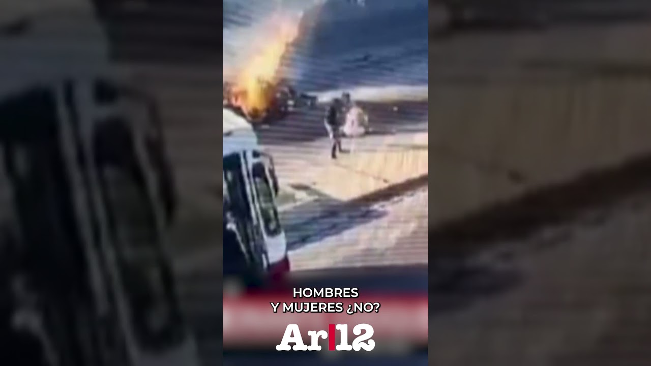 Impactante choque y auto en llamas en La Matanza