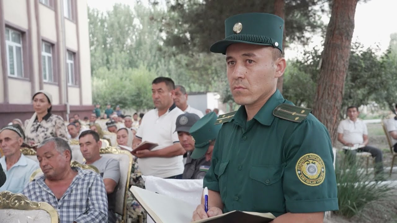 Shahrixon tumanida tanqidiy muhokama yig‘ilishi o‘tkazildi