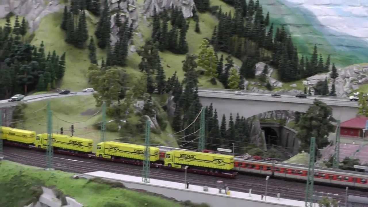 HO scale german trains Miniatur Wunderlande, Hamburg 17 JAN 2014, part 2 of 2
