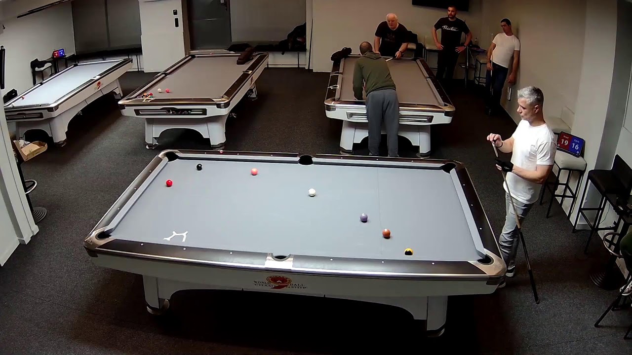 West VS Chris race to (20)