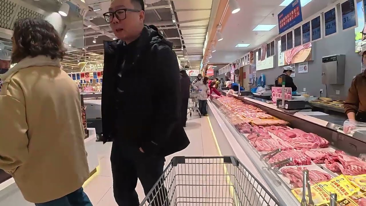 How much can you buy with 20 US dollars in China