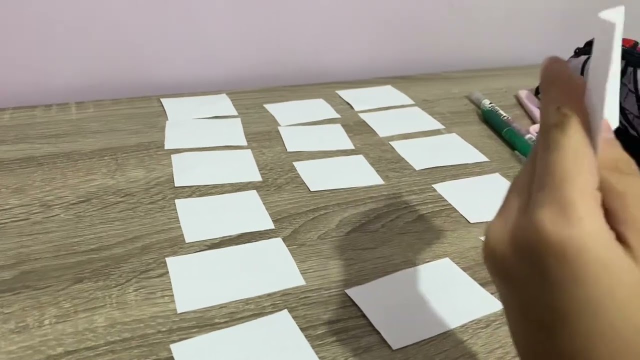 Activité de conjugaison : Jeu de mémoire « Le verbe être »