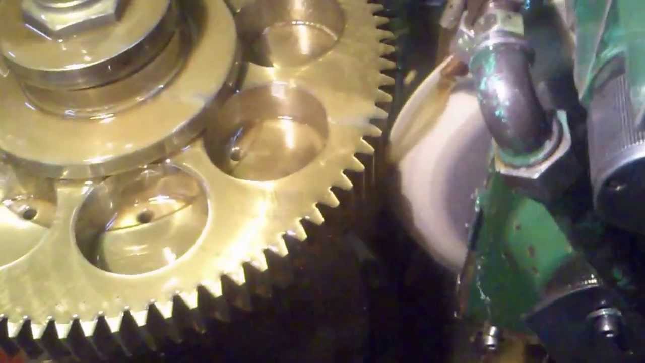 Szlifowanie koła zębatego - grinding gear