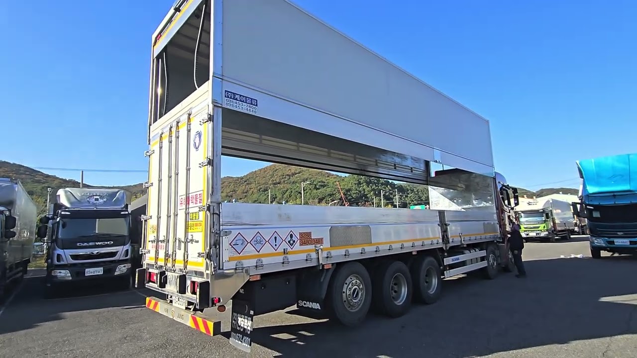 Scania 540S 25-ton lifting wing body DC13166.10x4.2022y