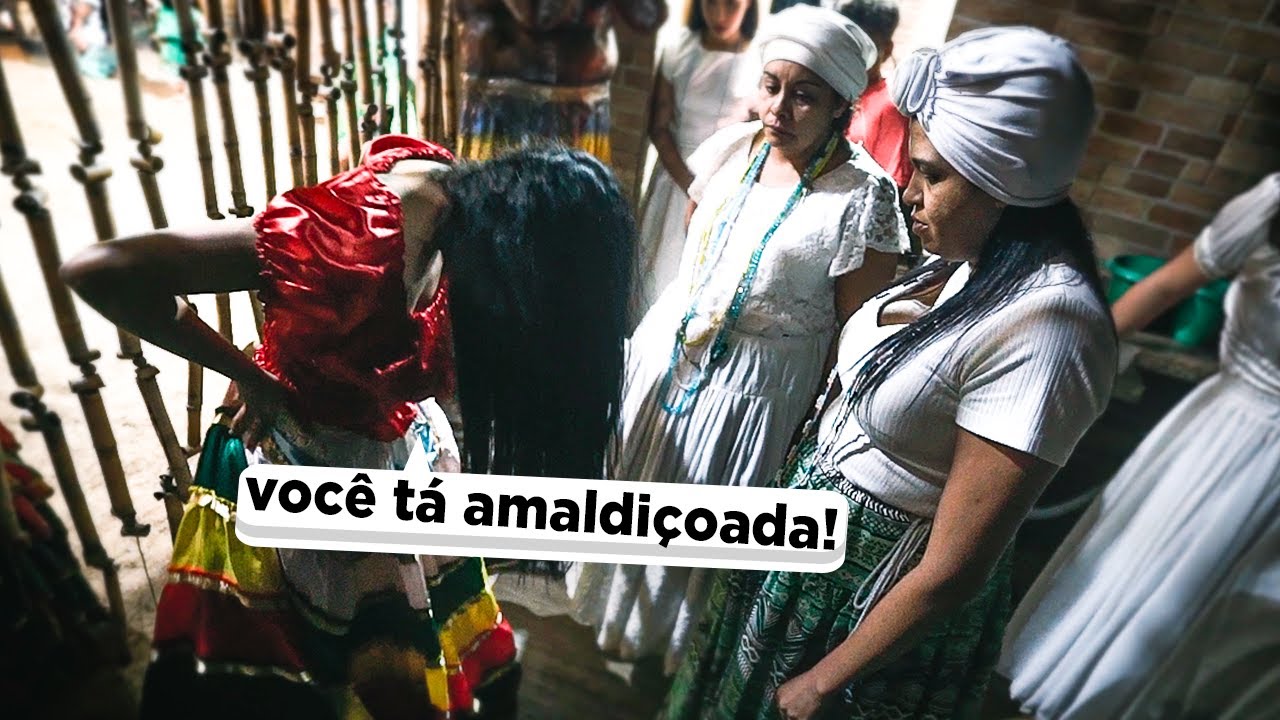 ESPIRITO BRIGA COM FILHA DE SANTO...