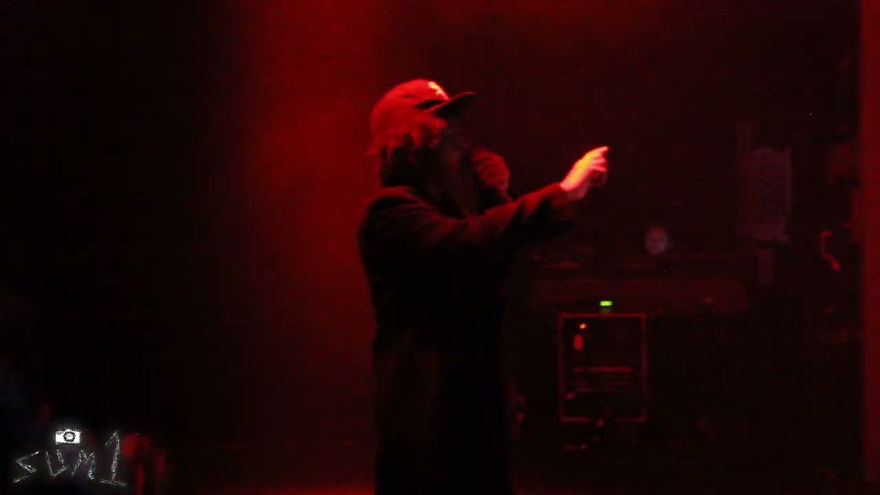 Lil Tracy performs 
