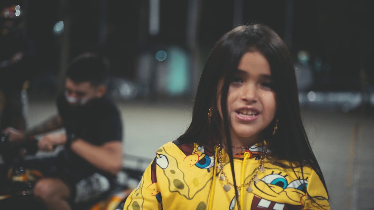 Martina Chanell ~ Los menores (Video Oficial)