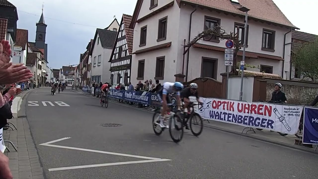 Radrennen Großer Preis der Sparkasse Südpfalz Offenbach/Queich 1.Mai 2023 - Elite-Amateure/KT