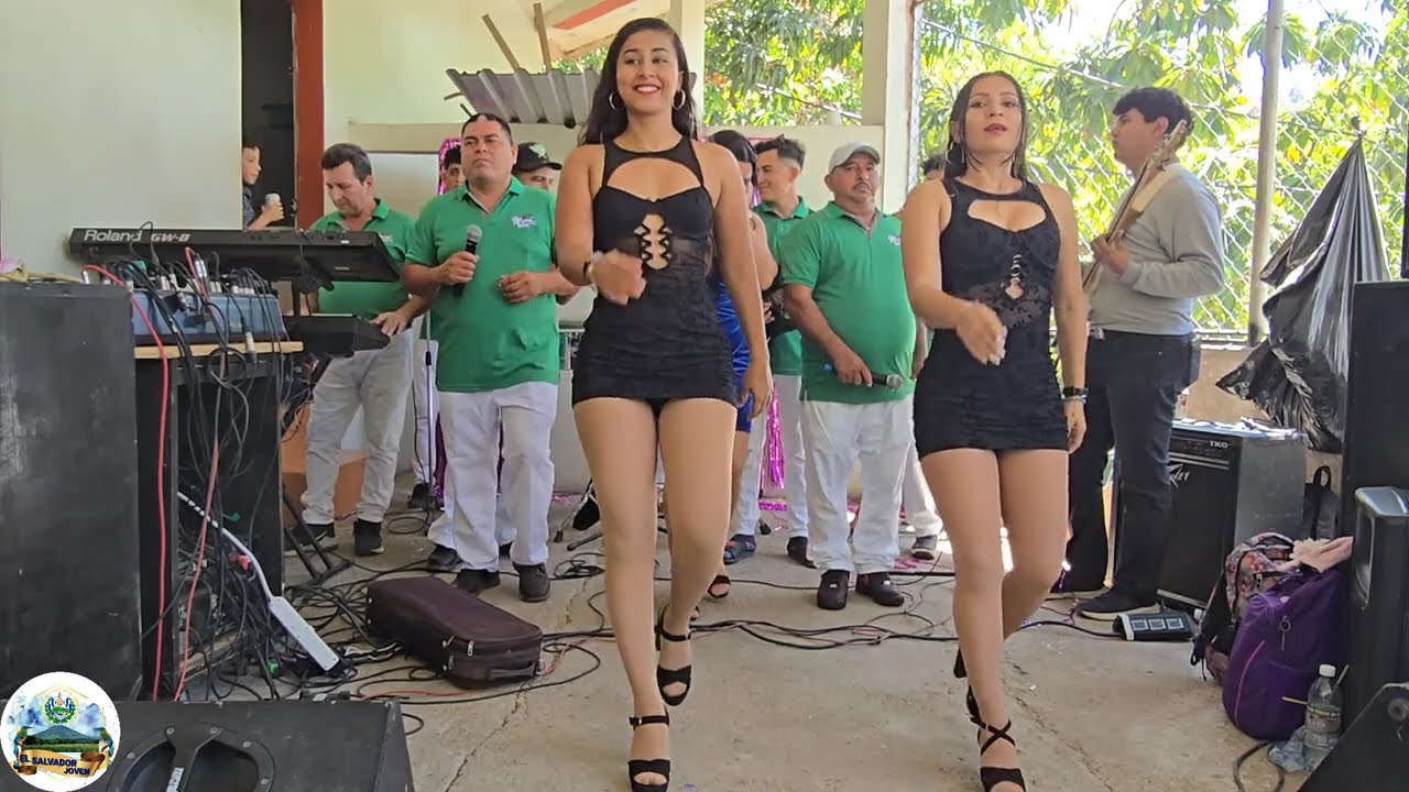 SINDY Y SUS MEJORES MOVIMIENTOS 