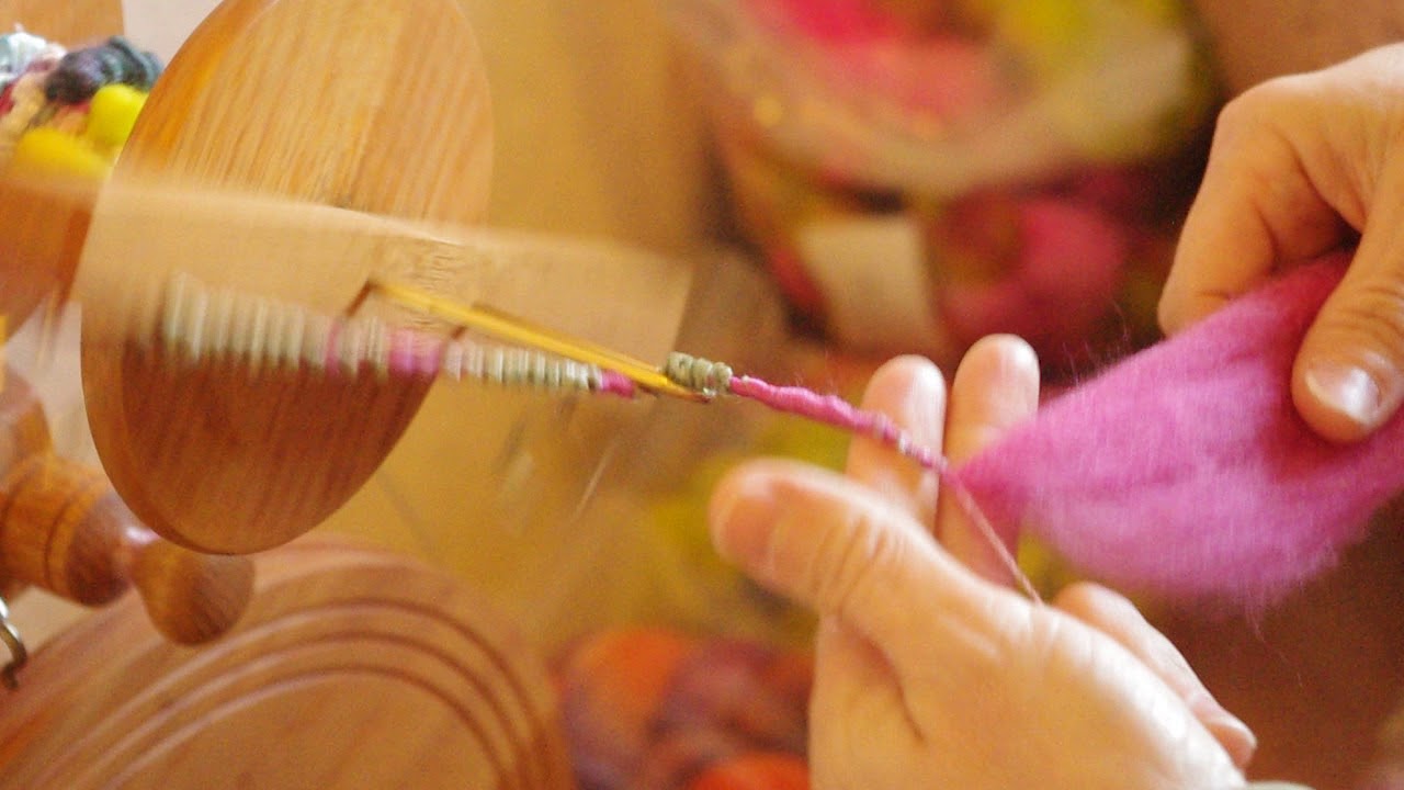 How to Incorporate Yarn and Ribbon Scraps into Core SpunArt Yarn