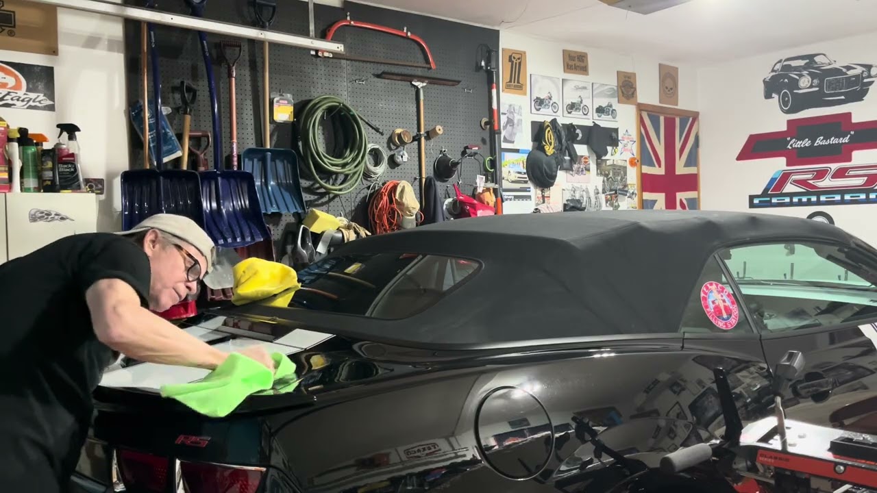Applying Butter Wax to the Trunk & 3rd brake light area