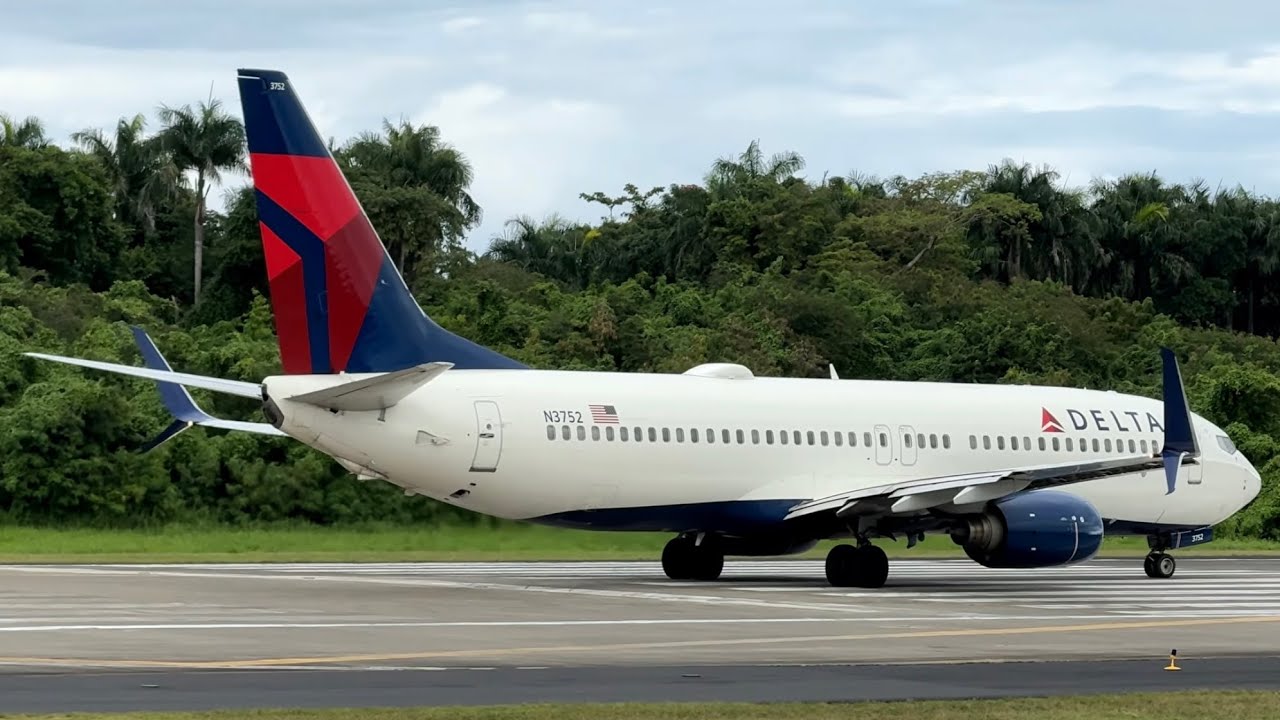 AVIONES CONTINUAN OPERANDO EN EL AEROPUERTO INTERNACIONAL DE PUERTO PLATA | #aviation #airplane 