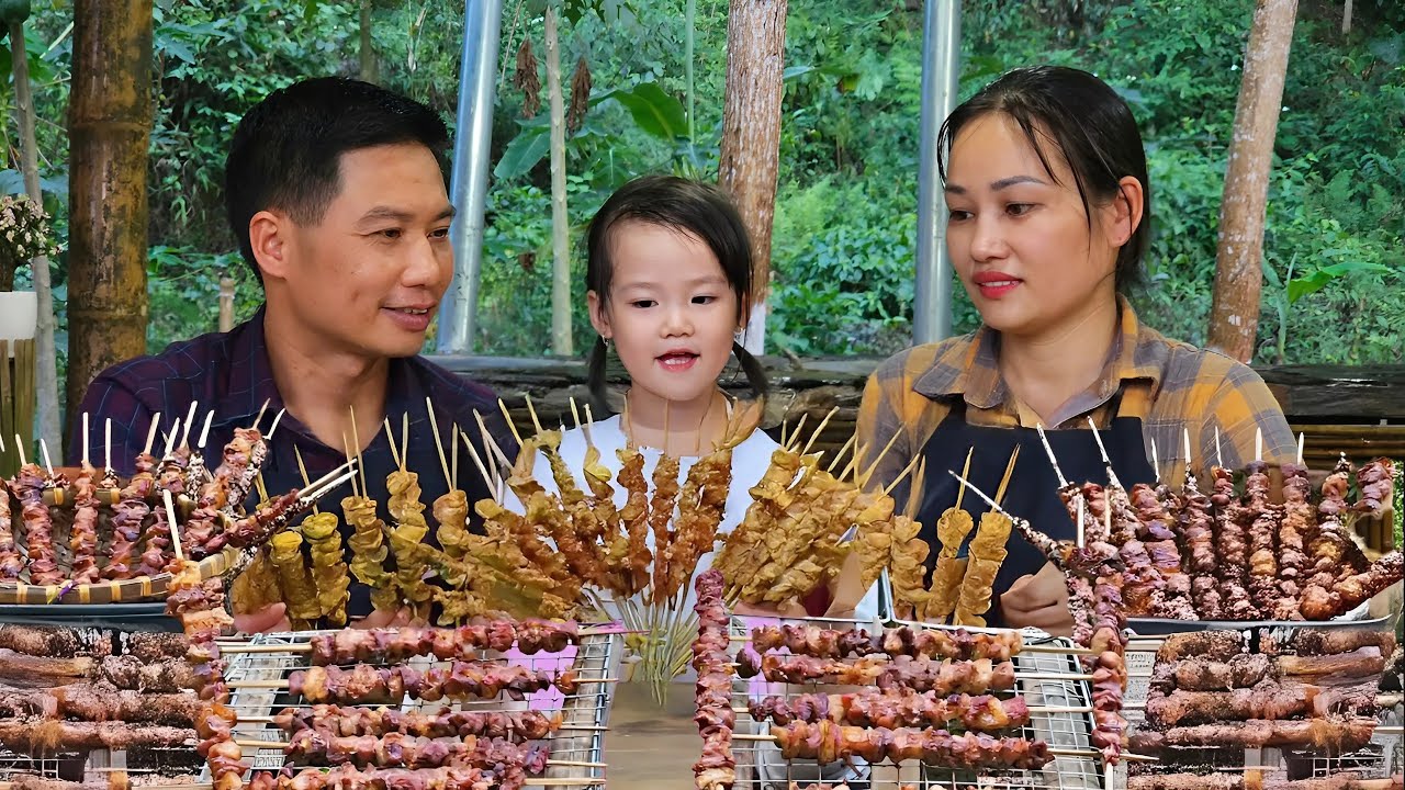How to make grilled pork on banana tree according to ancient recipe | Ly Phuc An