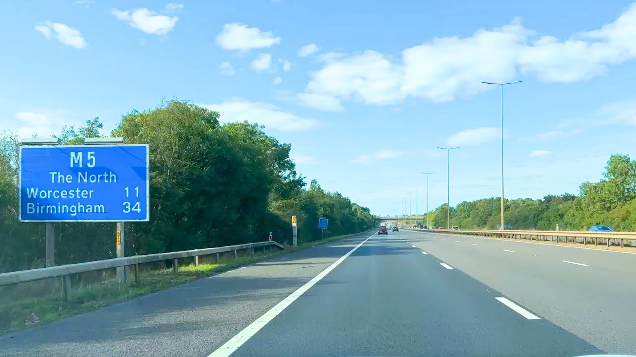Scenes Beyond the City | Motorway M5 North | Birmingham | England Drive POV