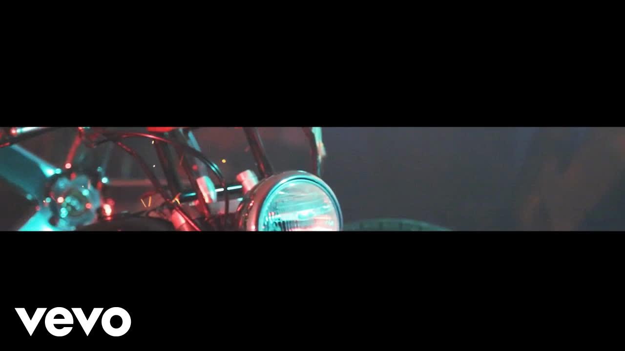 El Cacho - NO PROBLEMS ft. Yung June & ItsEvi