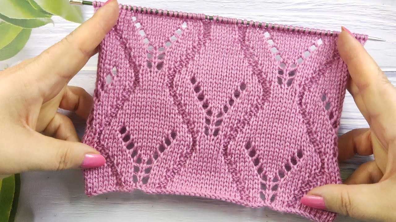 Lace Diamond Stitch | Ajour-Rautenmuster stricken | Punto Rombi ai ferri | Point de Losanges Ajour&eacute;s