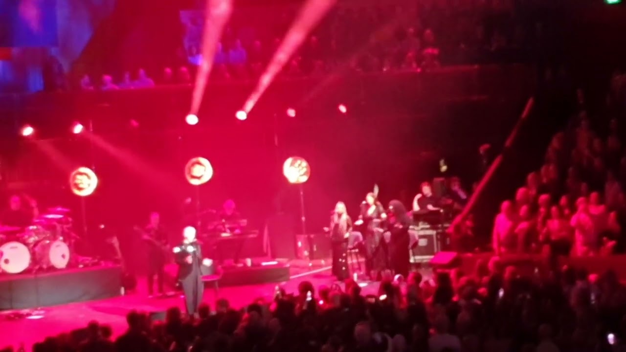 Annie Lennox at The Royal Albert Hall 06.03.25 