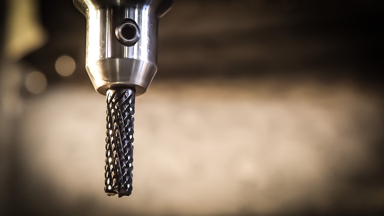 Why DIAMOND COATED End Mills and Down Cutters Are Used on Composites and CFRP