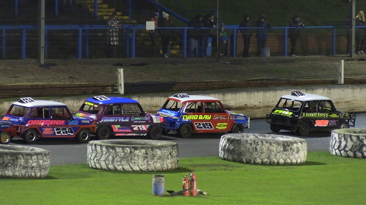 Orci Ministox races at Cowdenbeath Racewall 07/03/2026