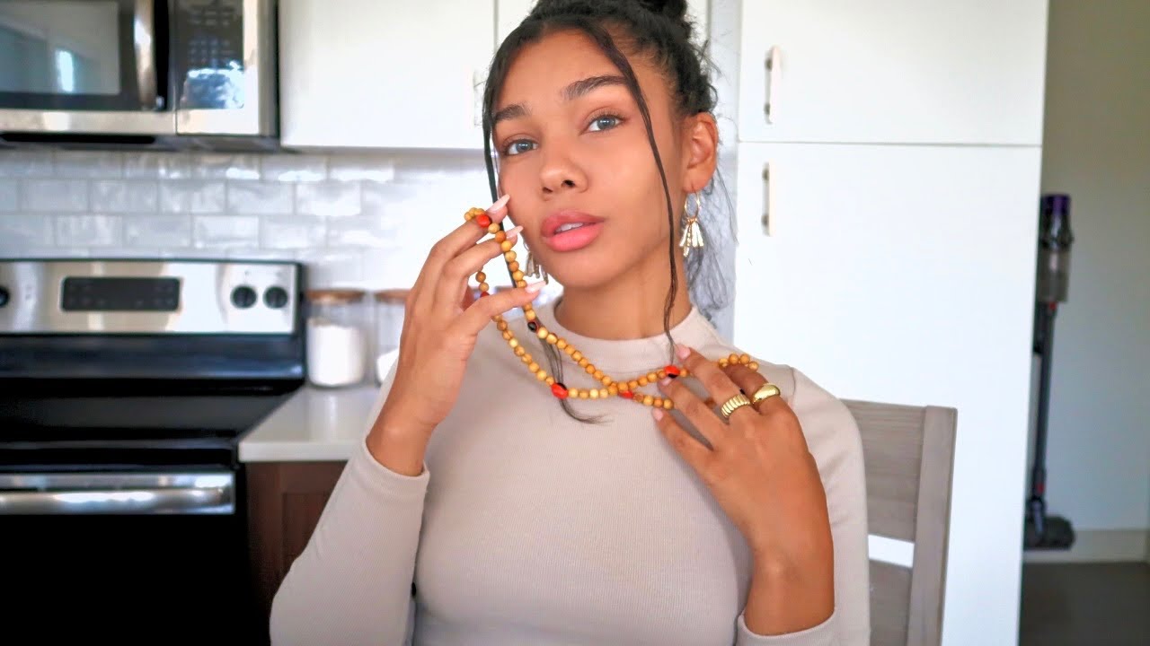ASMR | Slow Mouth Sounds, Kisses, & Hand Sounds 👅❤️