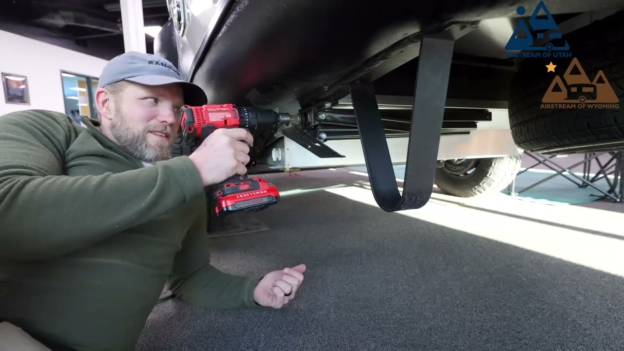 Maintenance Monday-maintaining your Airstream stabilizer jacks.