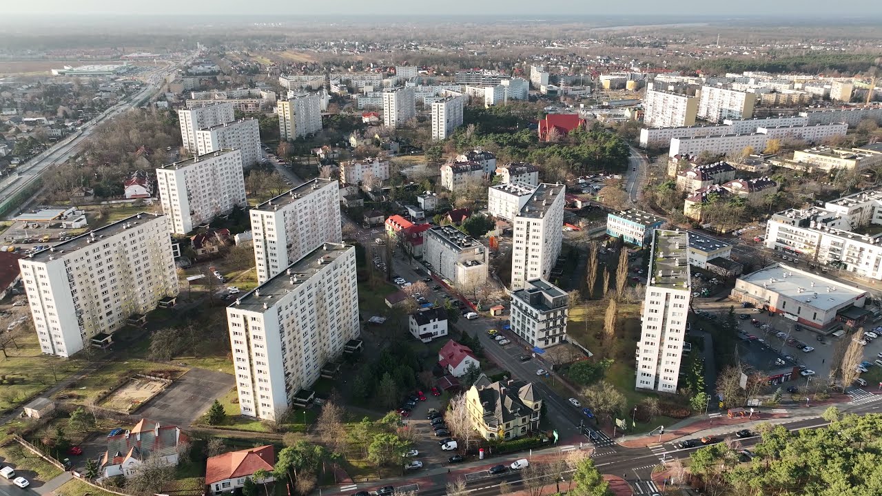 Widok miasta z lotu ptaka w dzień - Legionowo cz 2