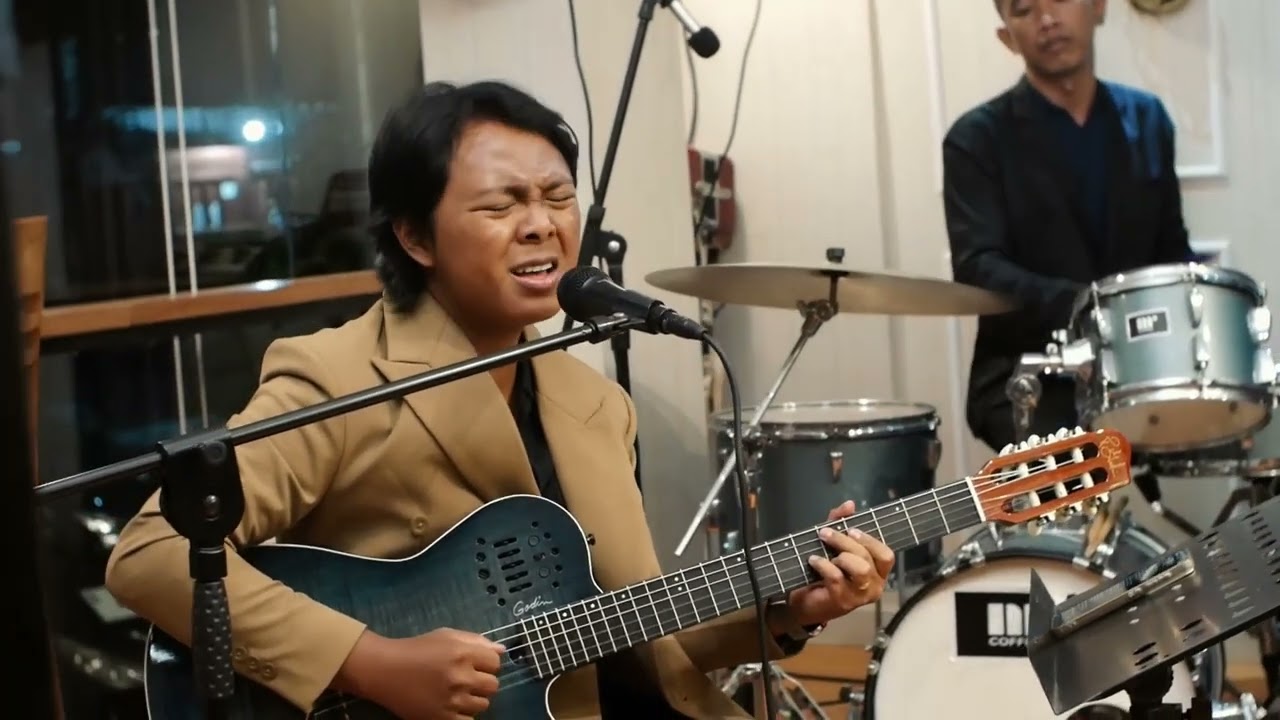 AYAH - EBIET G ADE JAZZ VERSION 