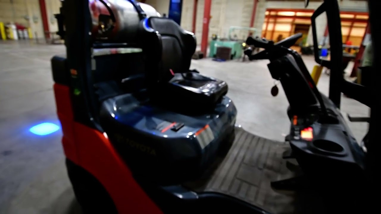 Toyota 8FGCU25 Forklift
