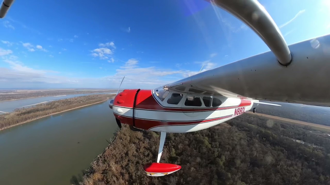 Short Cessna 195 Businessliner Flight
