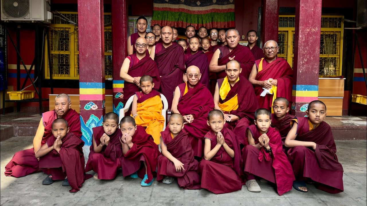སྐྱབས་རྗེ་ཀེའུ་ཚང་རིན་པོ་ཆེ་མཆོག་སྤོག་ར་ཤངས་དགའ་ལྡན་ཆོས་འཁོར་གླིང་དགོན་པར་གནས་གཟིགསམཛད་པ།