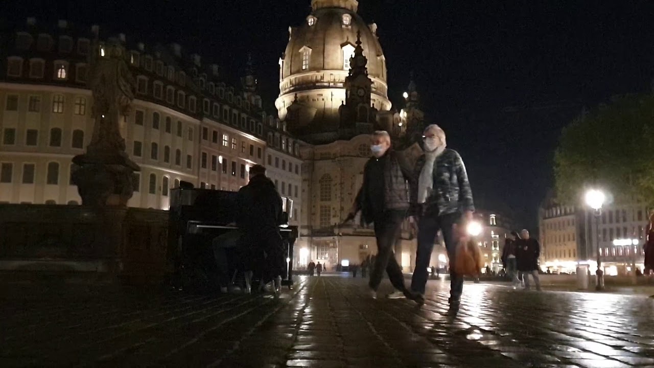 Linkin Park - New Divide (Street Piano Performance in Dresden, Germany)