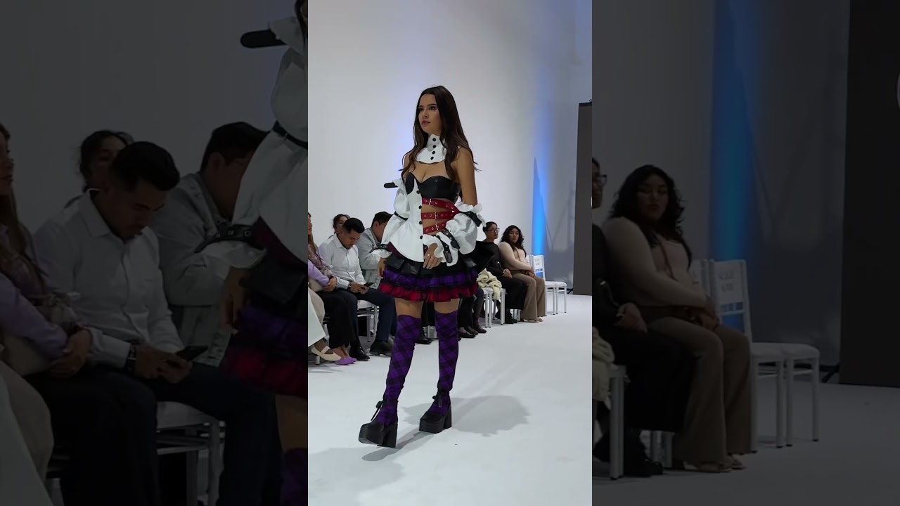 Dise&ntilde;os de nuestros estudiantes en el desfile Iconic Runway 💪🏻🤩 #dise&ntilde;odemoda #fashiondesigner