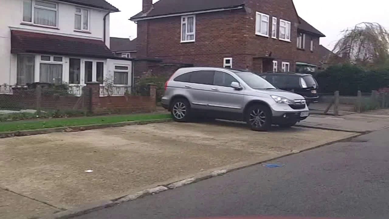 Driving to Kings Langley - Hertfordshire - England