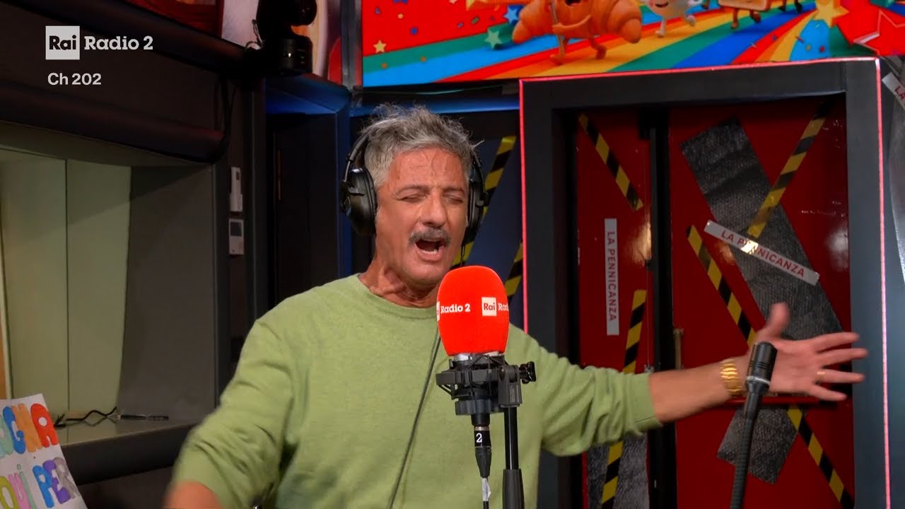 Fiorello canta 