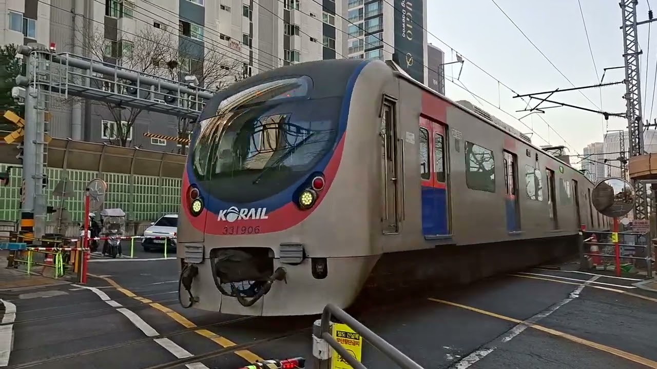 코레일 경의중앙선 331X06편성 문산발 용문행 이촌돈지방건널목 통과영상 