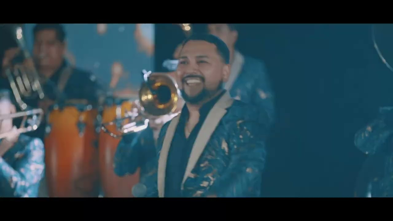 BANDA LA REYNA DE MONTERREY - LA SILLA (VIDEO OFICIAL)