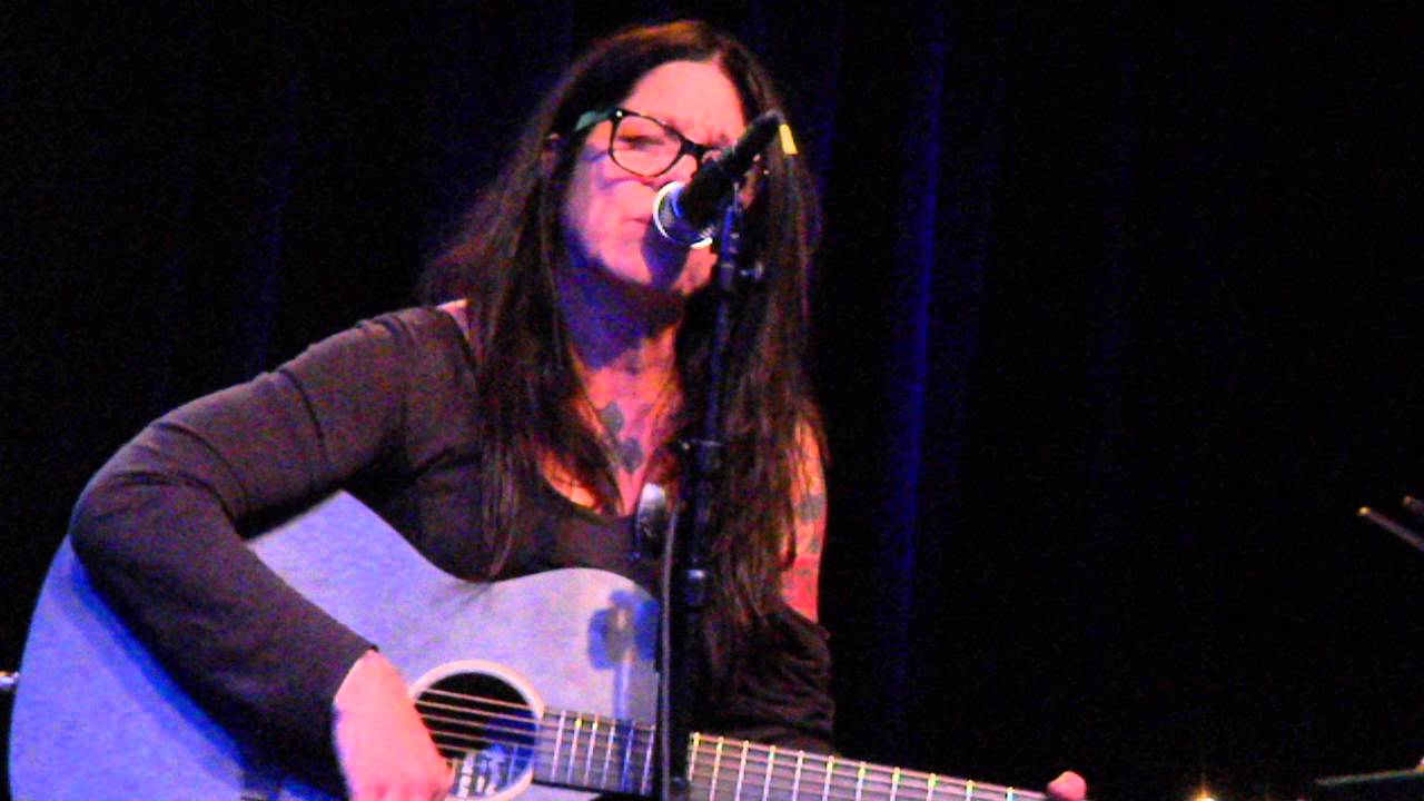 Johnette Napolitano (Concrete Blonde) "Take Me Home/Rehab (Amy Winehouse)" 11-23-14 FTC Fairfield CT
