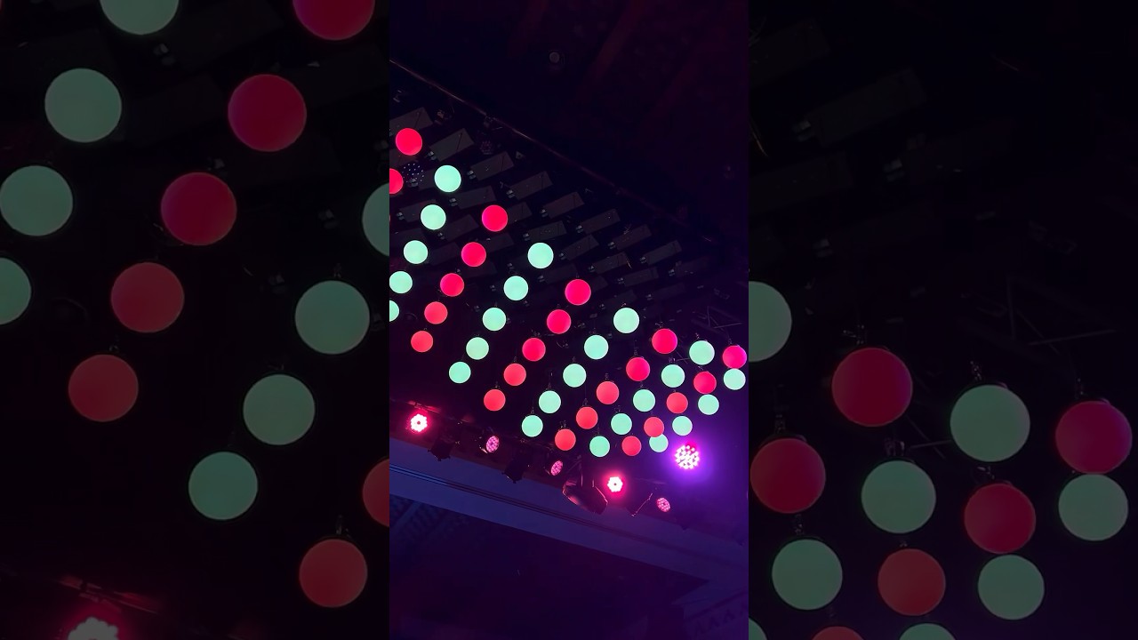 Our kinetic spheres dance in harmony #eventtech #immersiveart #innovativetechnologies
