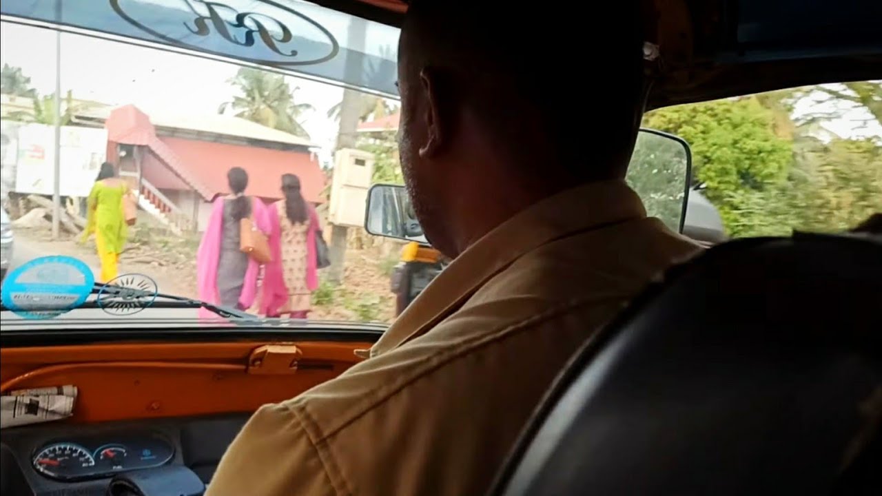 உலகின் சிறந்த Auto Driver இவர்தான் | பாலக்காடு Travel Vlog in Tamil