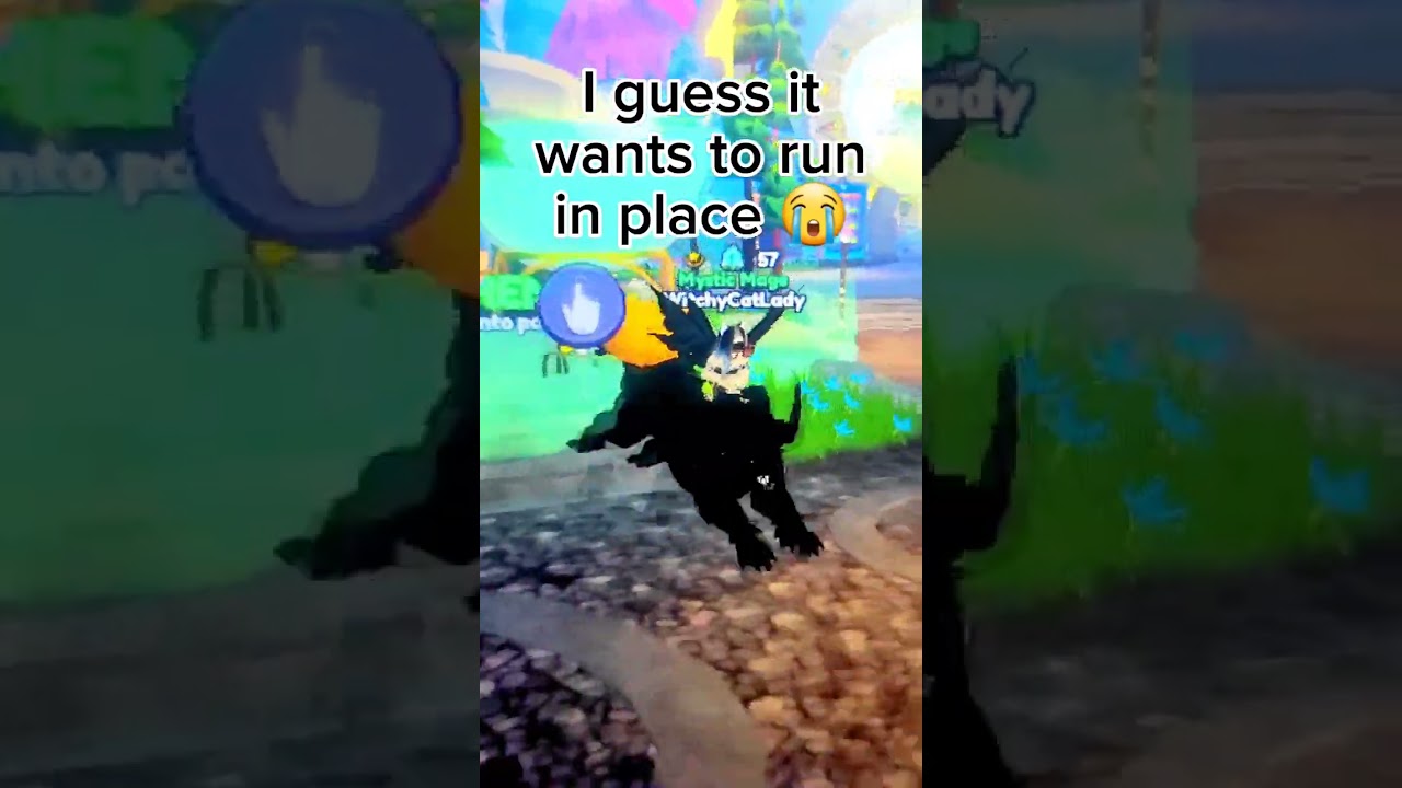 Run Dexyn Run in Dragon Adventures Roblox short #robloxshorts #dragonadventures #shorts #roblox
