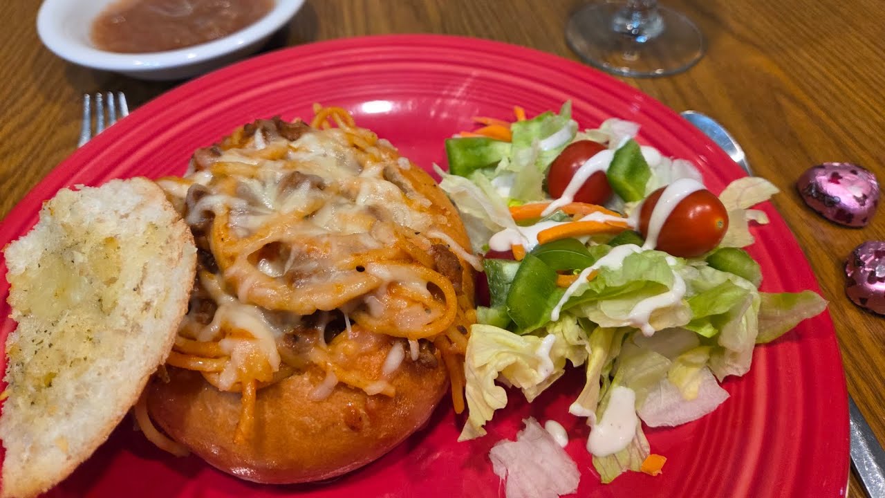 Spaghetti Bread Bowls